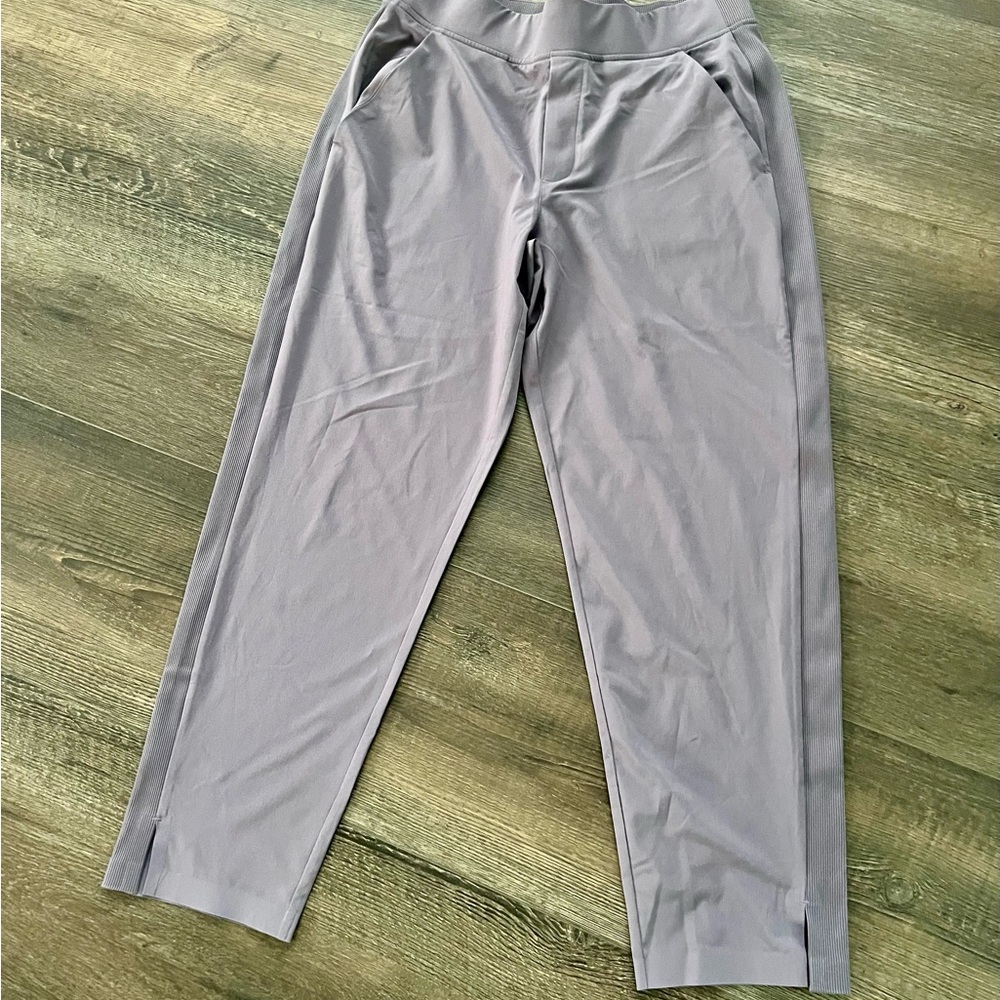 Never Worn Athleta Brooklyn Ankle Pant, lavendar